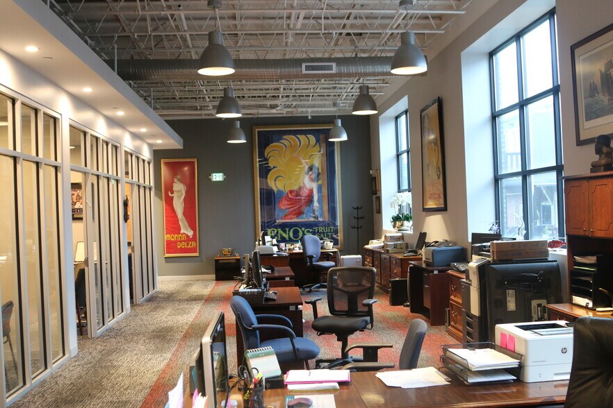 More Photos Of 307 S Eaton St, Baltimore Office For Sale