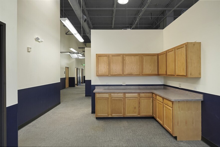 More Photos Of 10835 Dover St, Westminster Unknown For Lease