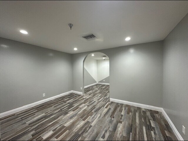 More Photos Of 14173 Green Tree Blvd, Victorville Restaurant For Lease