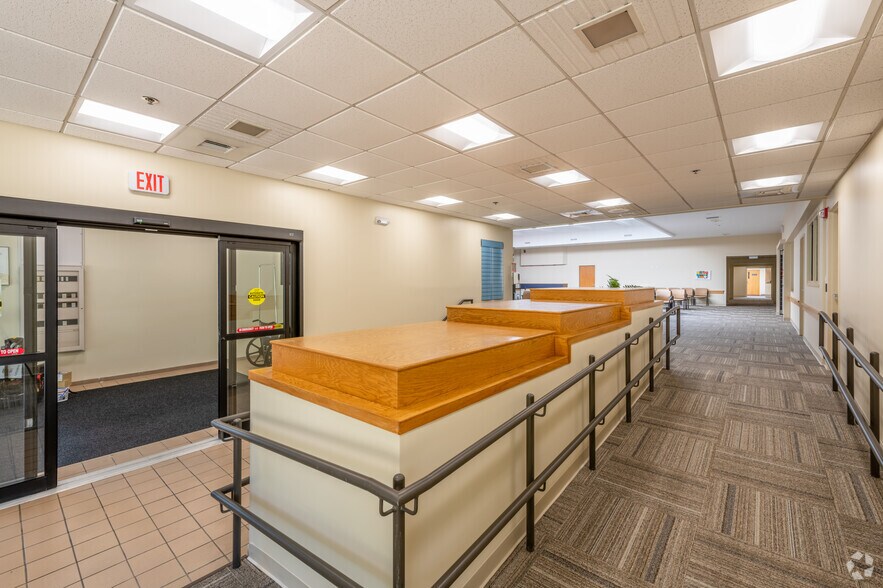 More Photos Of 165 Mill St, Leominster Medical For Lease