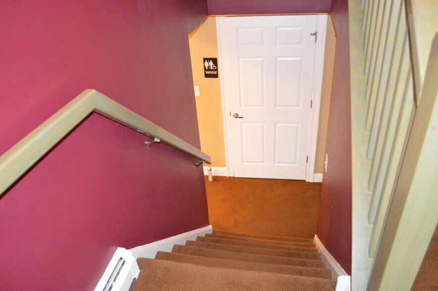 More Photos Of 505-1/2 Germantown Pike, Lafayette Hill Medical For Sale