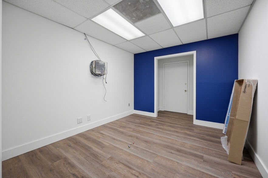 More Photos Of 2406-2410 Harper St, Jacksonville Warehouse For Lease