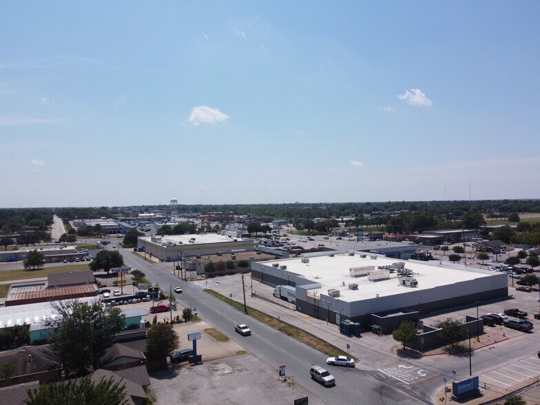 More Photos Of 4527 Stonewall St, Greenville Medical For Sale