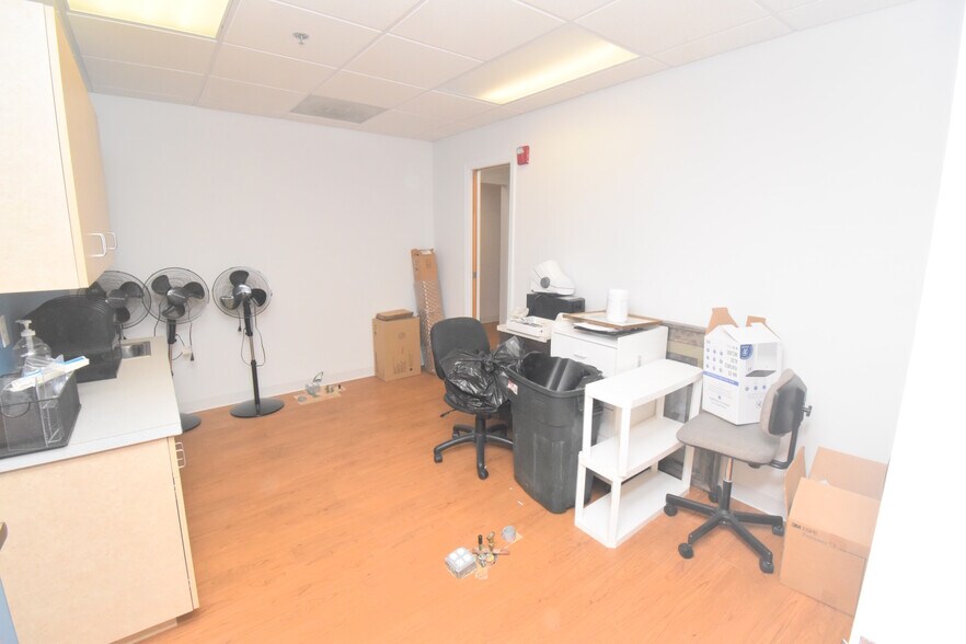 More Photos Of 234-240 Copeland St, Quincy Medical For Lease
