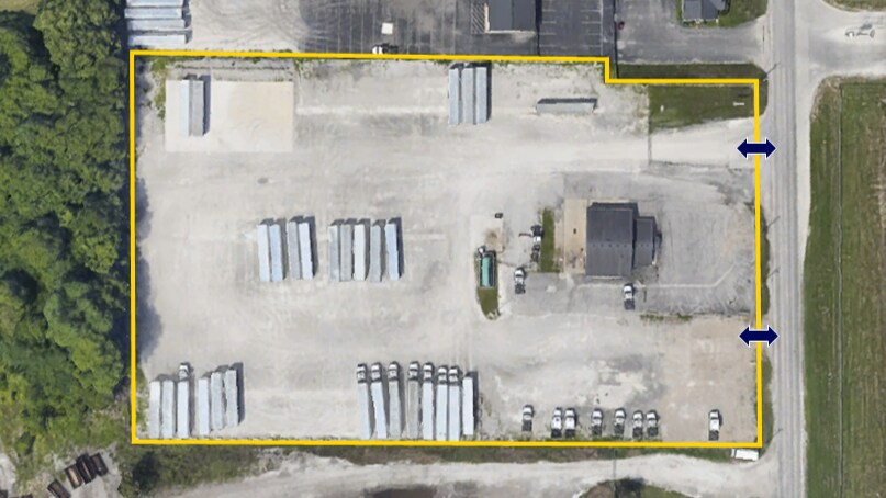More Photos Of 905-909 W Troy Ave, Indianapolis Service For Lease