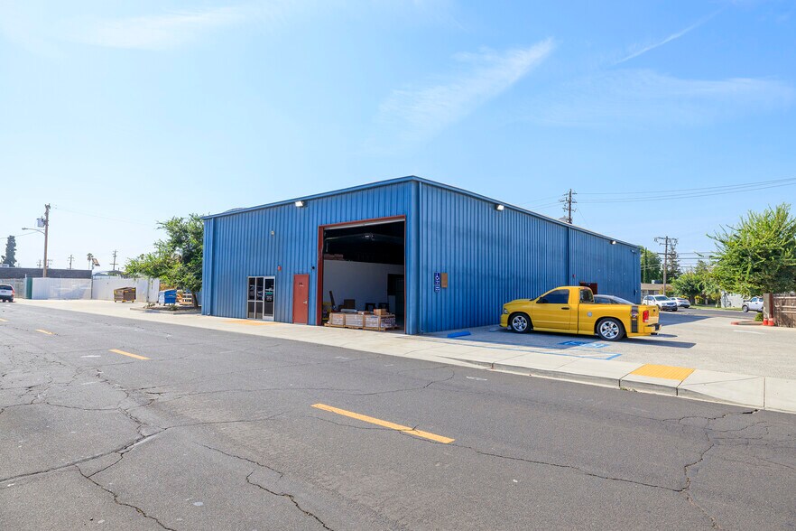 More Photos Of 270 Oak St, Manteca Warehouse For Lease