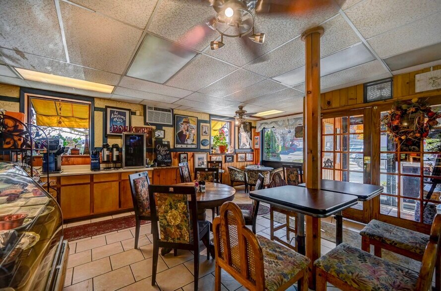 More Photos Of 501 Main St, Honesdale Restaurant For Sale