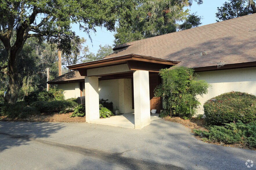 More Photos Of 22 Sams Point Rd, Ladys Island Office For Lease