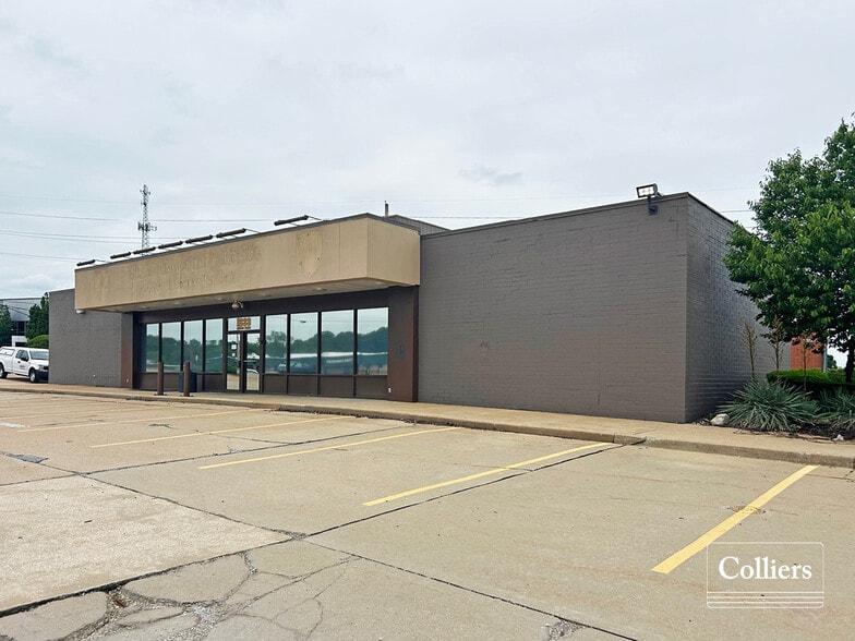 More Photos Of 1333 Ashby Rd, Saint Louis Freestanding For Sale