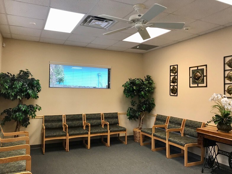 More Photos Of 305 S Childs St, Leesburg Medical For Sale