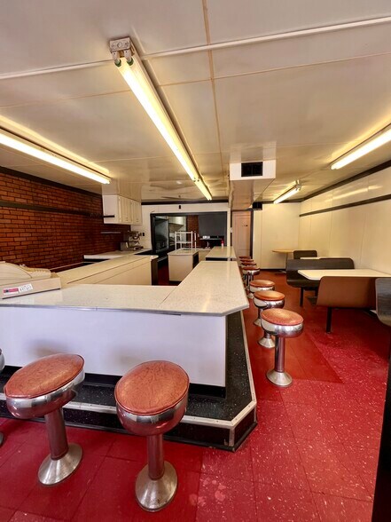 More Photos Of 44 Main St, Camden Restaurant For Sale