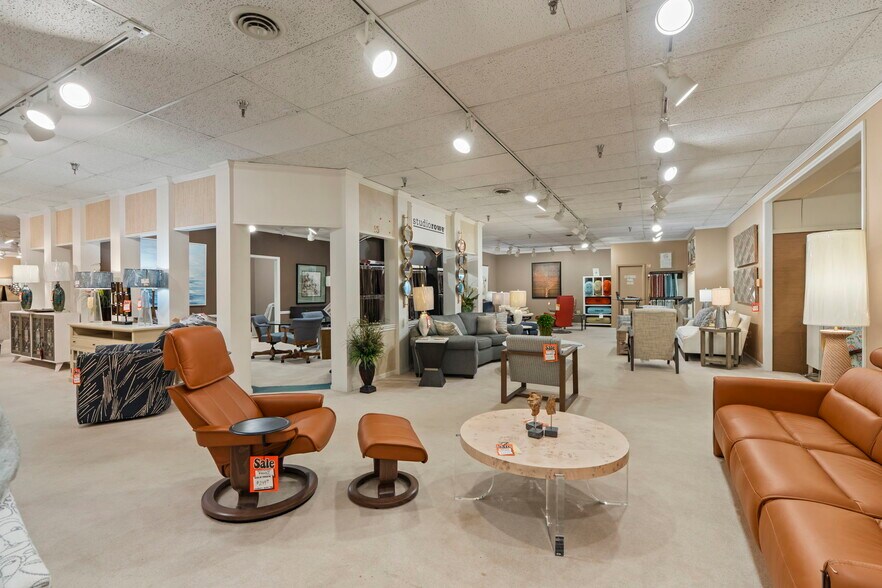 More Photos Of 334 County Road 81, Osseo Storefront Retail Office For Sale