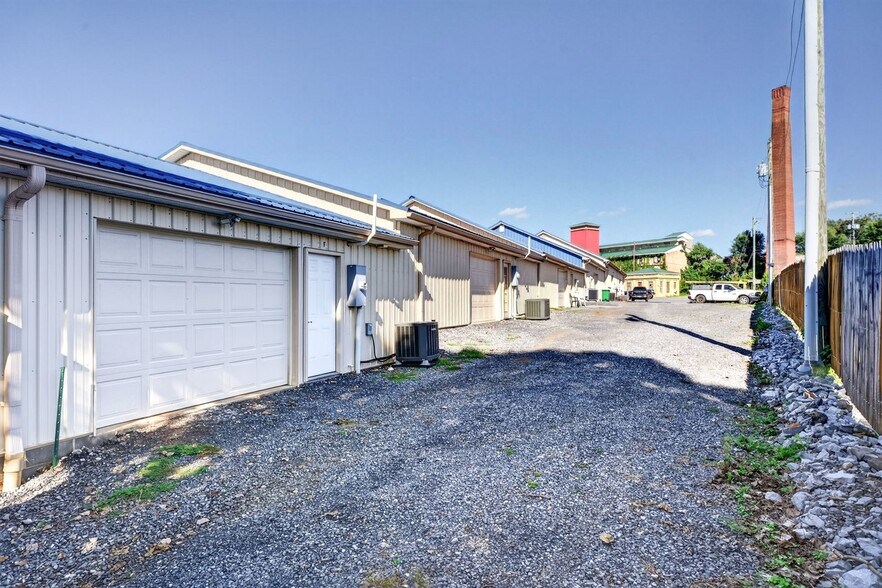 More Photos Of 211 Tannery Rd, Luray Warehouse For Sale