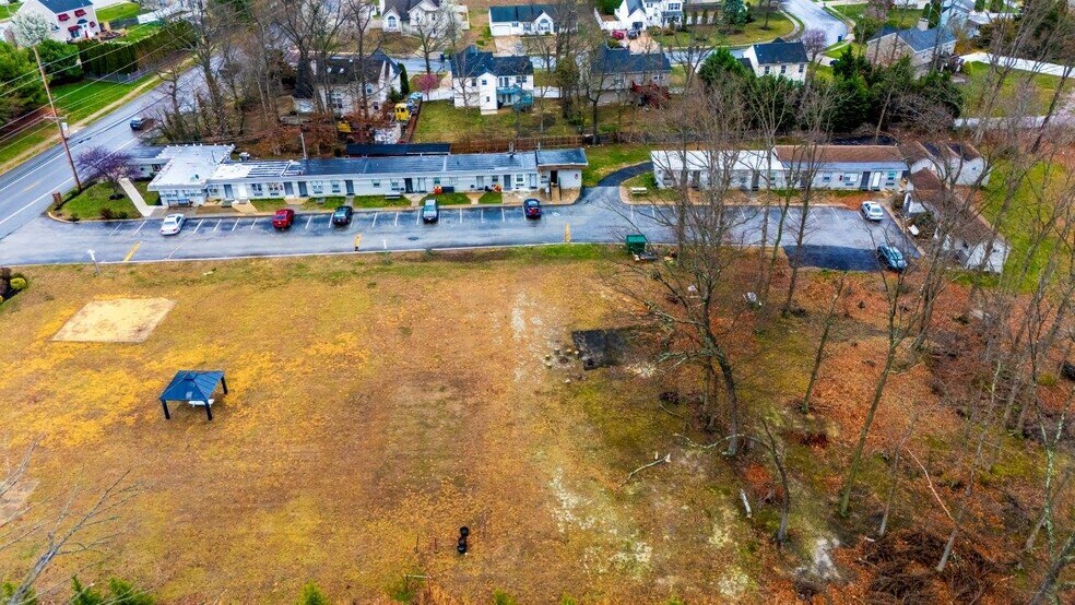 More Photos Of 899 Corkery Ln, Williamstown Hotel For Sale