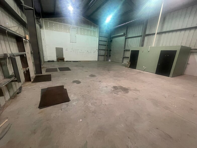 More Photos Of , Tampa Unknown For Sale