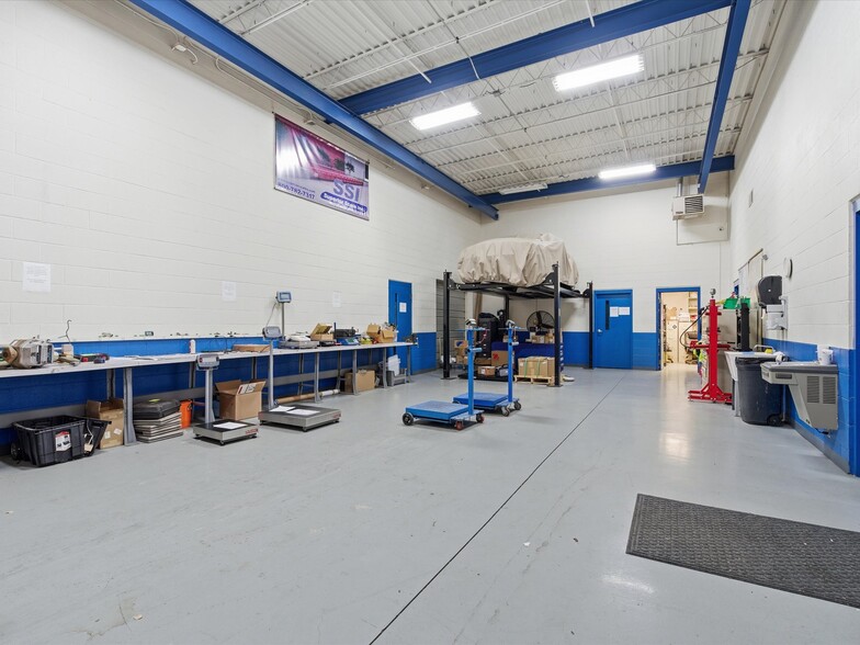 More Photos Of 2118 Carolina Place Dr, Fort Mill Warehouse For Sale