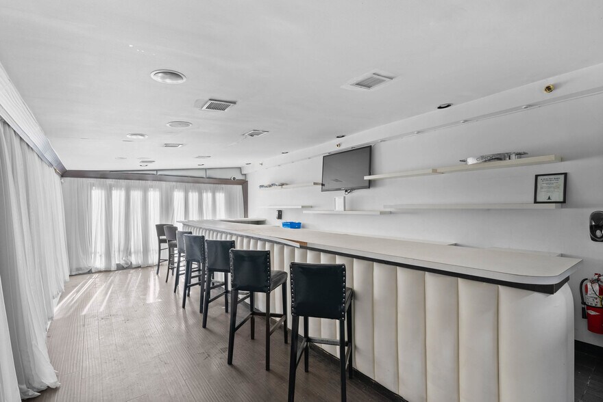 More Photos Of 1312 South St, Philadelphia Storefront Retail Residential For Sale