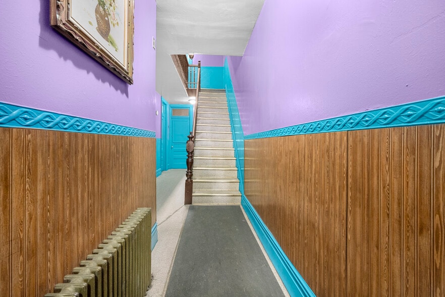 More Photos Of 3172 44th St, Astoria Multifamily For Sale