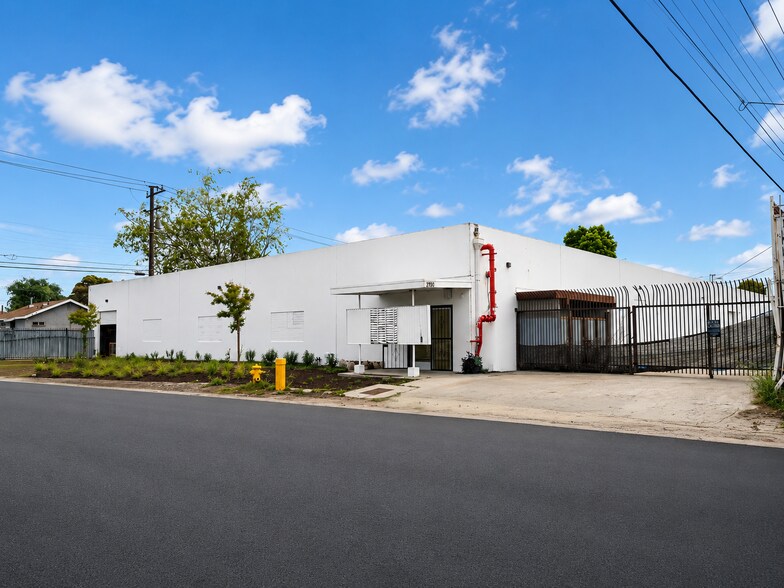 More Photos Of 2728 N Slater Ave, Compton Warehouse For Sale