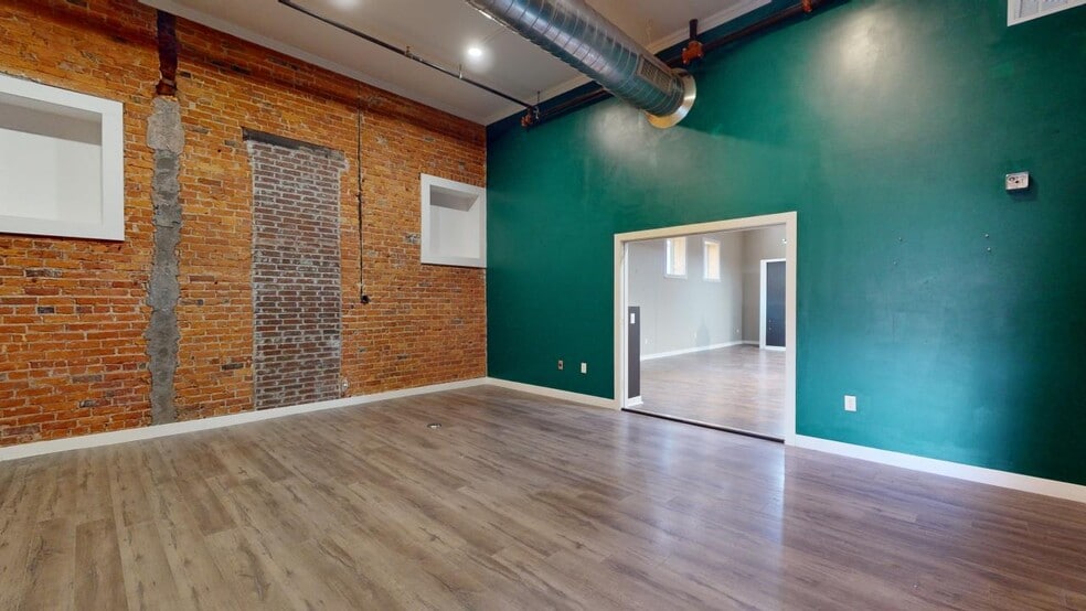 More Photos Of 112 W 2nd St, Grand Island Light Distribution For Lease