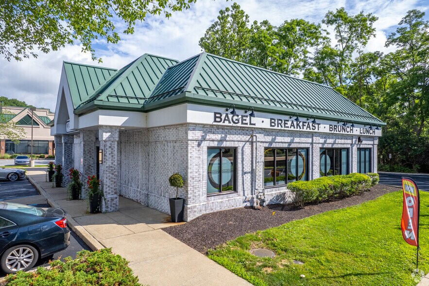 More Photos Of 4855 West Chester Pike, Newtown Square Unknown For Lease