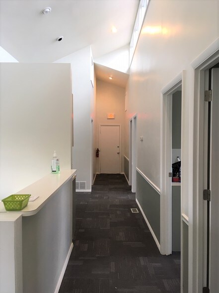 More Photos Of 3200 Sycamore Ct, Columbus Medical For Sale