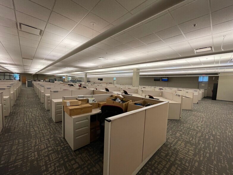 More Photos Of 4800 Concentric Blvd, Saginaw Office For Lease