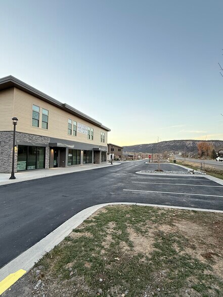 More Photos Of 205 Jasper Pl, Ridgway General Retail For Lease