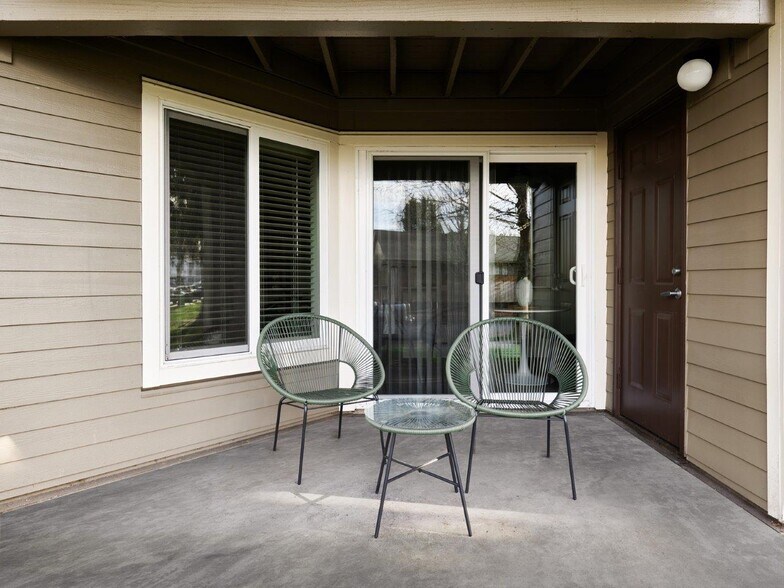 More Photos Of 2231 NE Bridgecreek Ave, Vancouver Apartments For Sale