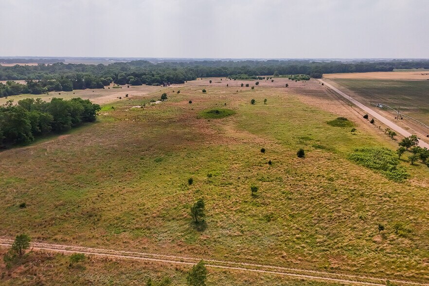 More Photos Of 9111 Long View Road, Burrton Land For Sale