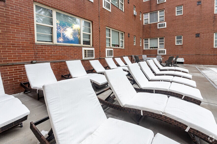 More Photos Of 512 W Ormsby Ave, Louisville Apartments For Sale