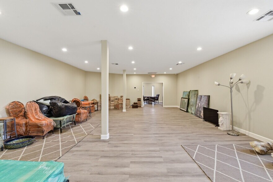 More Photos Of 3911 Fulton St, Houston Religious Facility For Lease