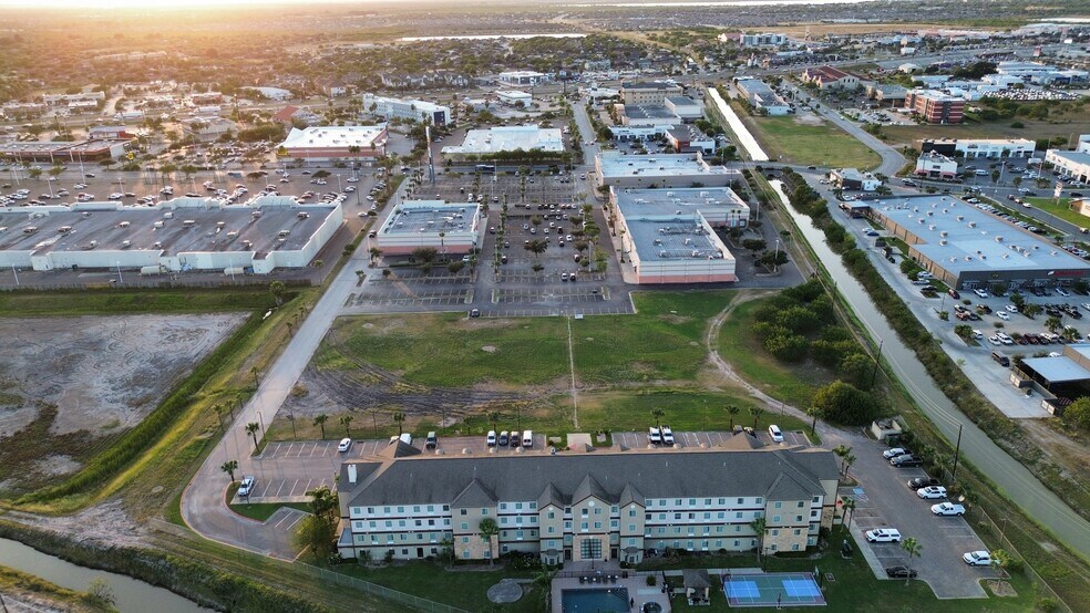 More Photos Of Pablo Kisel Blvd @ Pablo Kisel Blvd, Brownsville Land For Sale