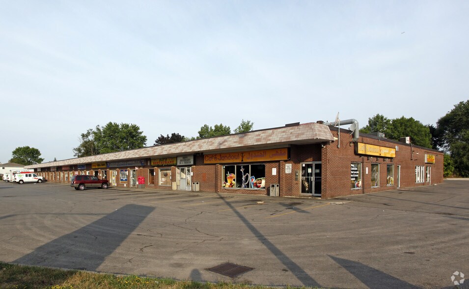 Primary Photo Of 833 Westlock Rd, Mississauga Freestanding For Lease