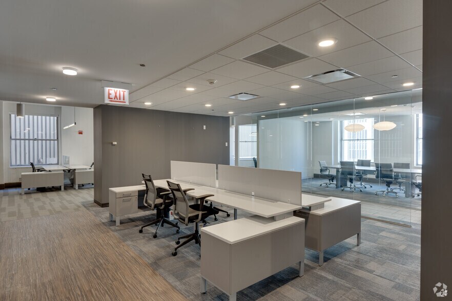 Photo of 25th Floor Ste 2500