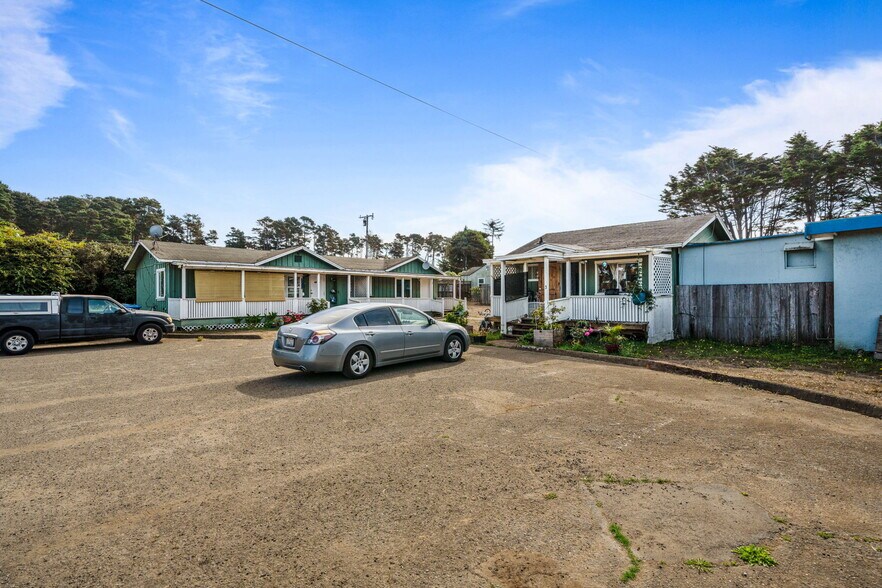 More Photos Of 18781 N Highway 1, Fort Bragg Flex For Sale