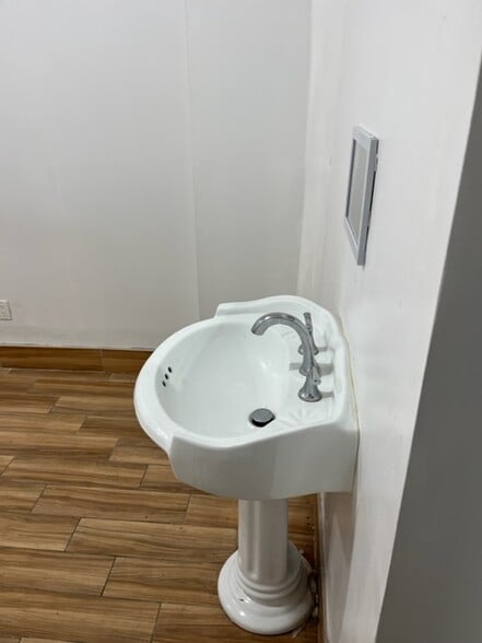 More Photos Of 1773 Ocean Ave, Brooklyn Storefront Retail Residential For Sale