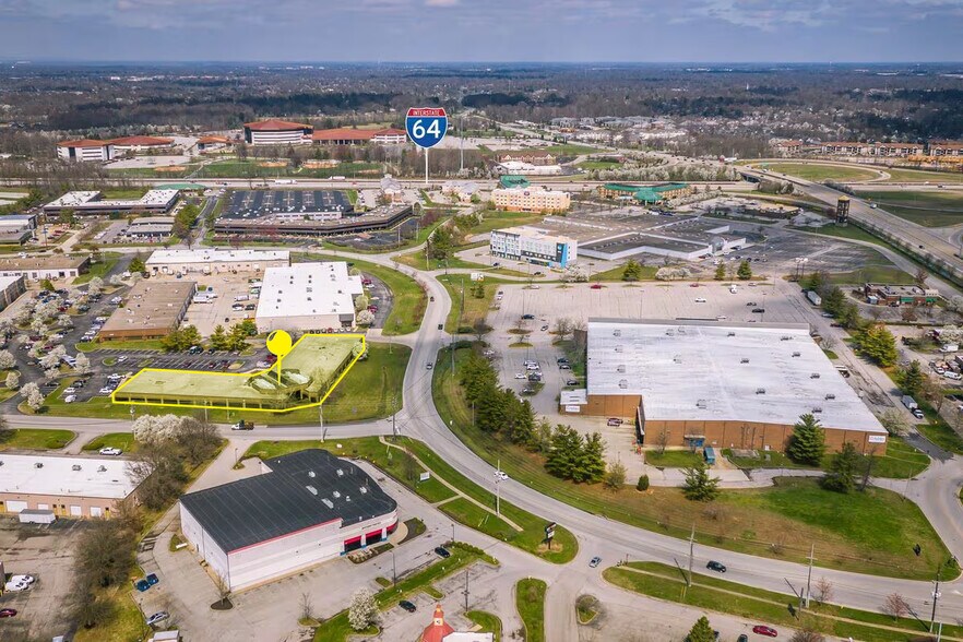 More Photos Of 11492 Bluegrass Pky, Louisville Office For Lease