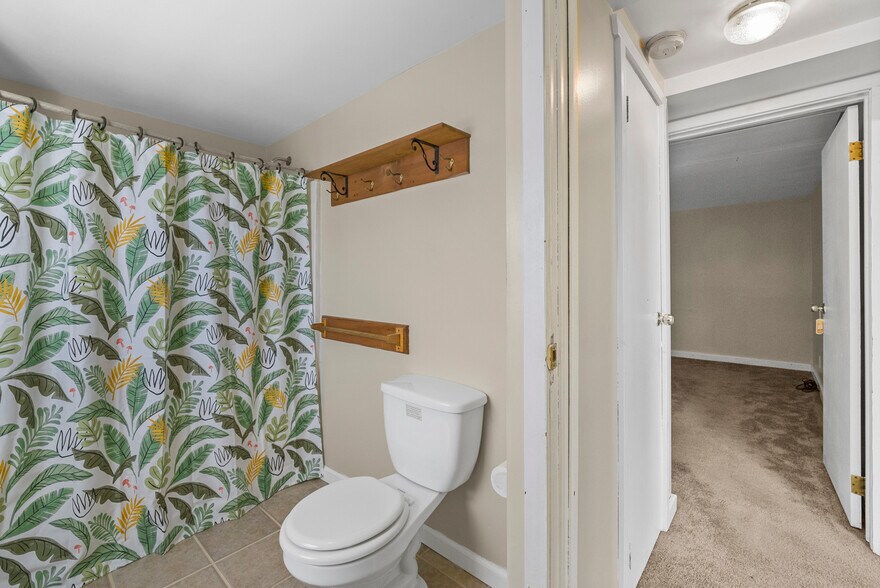 More Photos Of 2608 Mount Holly Rd, Burlington Land For Lease