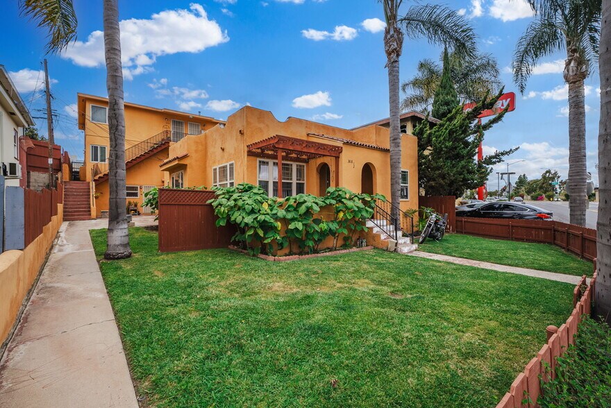 More Photos Of 3814-3818 Boundary St, San Diego Apartments For Sale