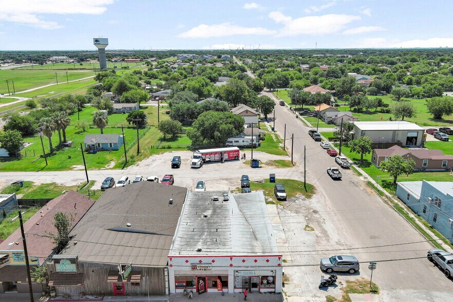 More Photos Of 2814 Main St, Ingleside Storefront For Sale