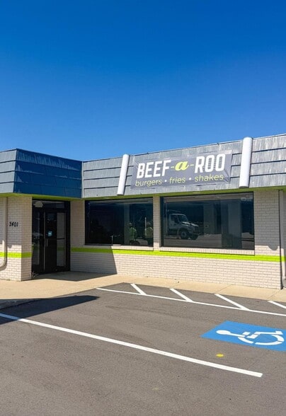 More Photos Of 2401 E Center St, Warsaw Fast Food For Sale