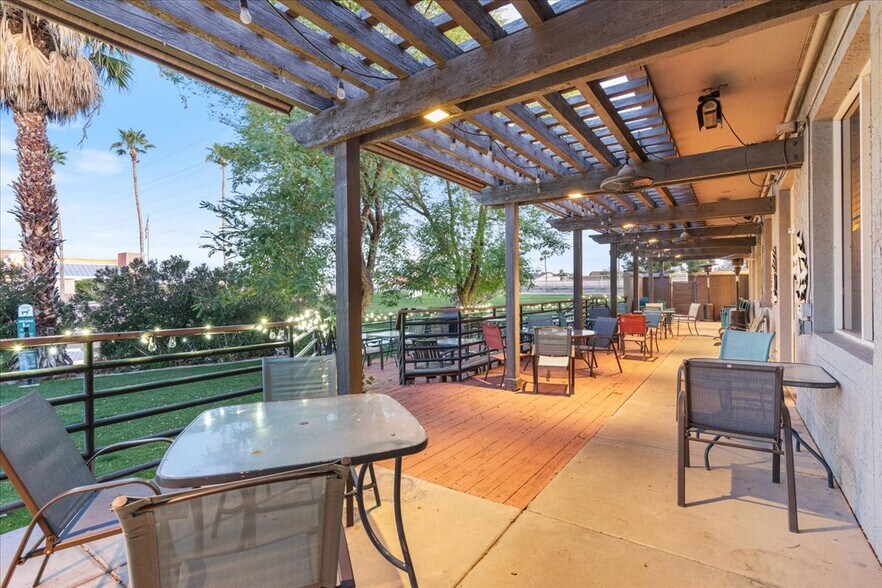 More Photos Of 12555 W Bell Rd, Surprise Restaurant For Sale
