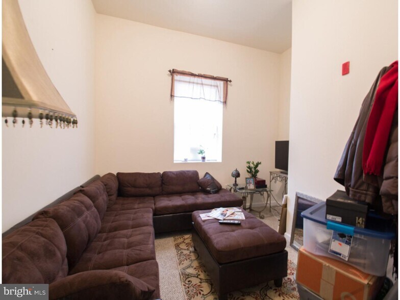 More Photos Of 3301-3303 N 16th St, Philadelphia Apartments For Sale