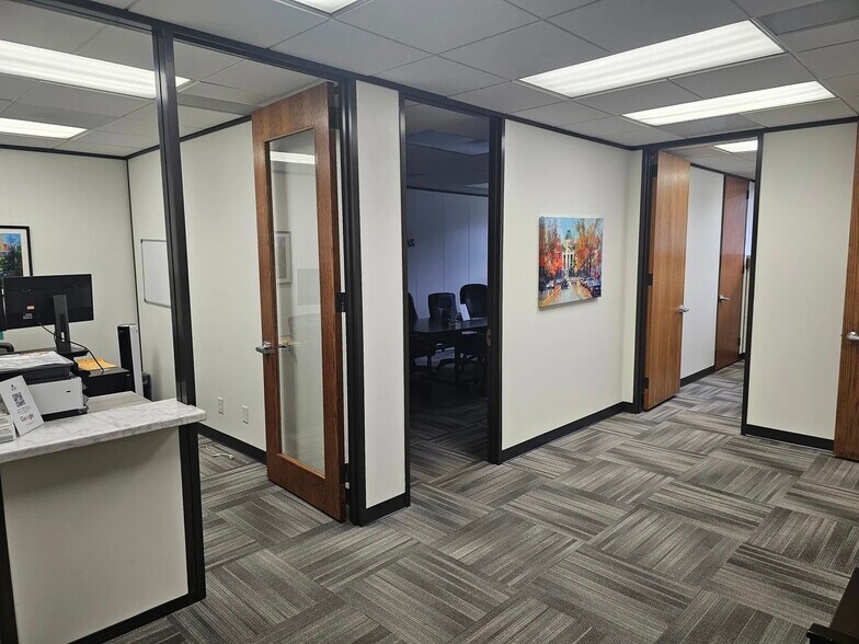 More Photos Of 3000 Highwoods Blvd, Raleigh Office For Lease