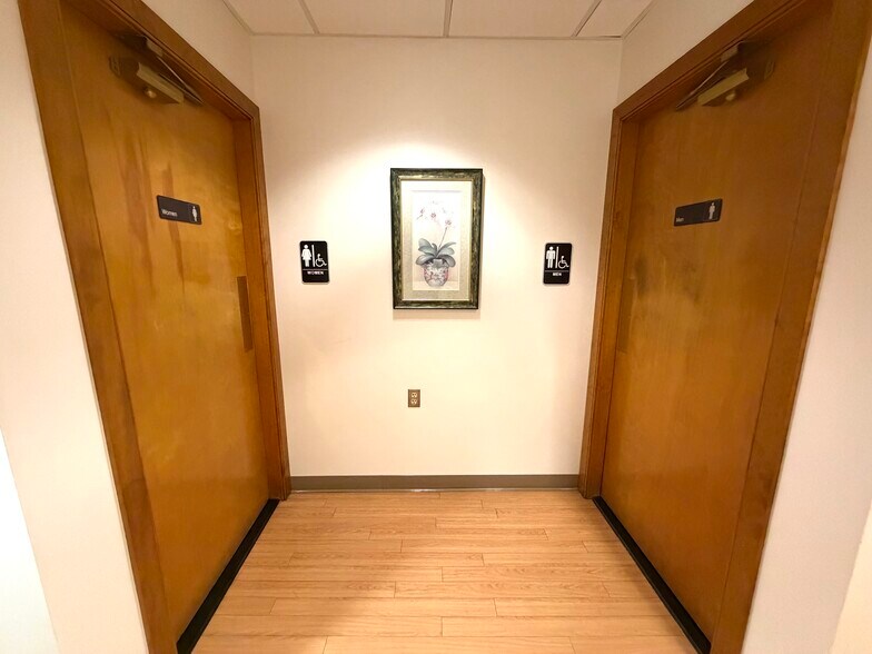 More Photos Of 22 S 2nd St, Emmaus Loft Creative Space For Lease