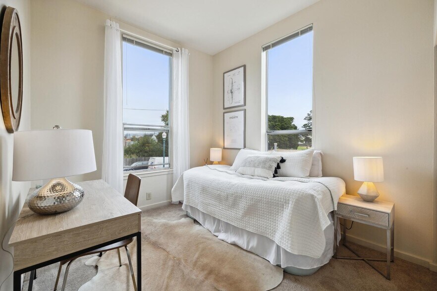 More Photos Of 1820 3rd St, Alameda Apartments For Sale