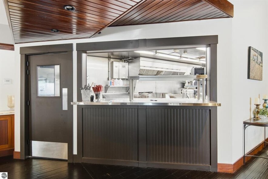 More Photos Of 104 W Main St, Lake Leelanau Restaurant For Sale