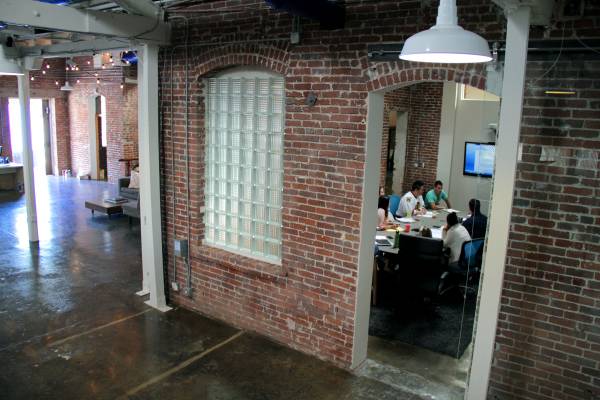 More Photos Of 2662-2684 Lacy St, Los Angeles Loft Creative Space For Lease