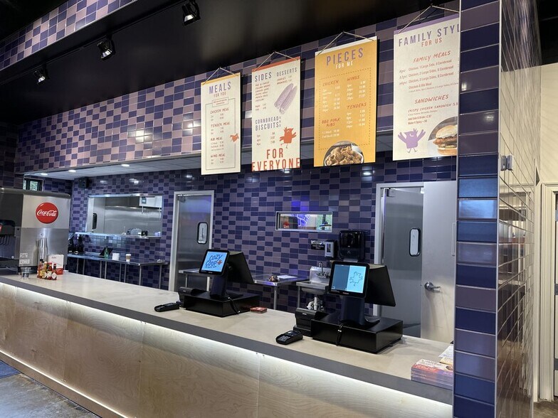 More Photos Of 2500 Barrett Creek Blvd, Marietta Restaurant For Sale